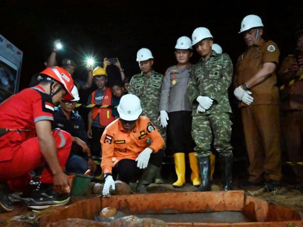 Bupati Masinton Pasaribu Groundbreaking Pembangunan SPAM di Sipan dan Hutagurgur