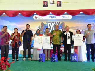 Dihadiri 250 UMKM, Sekdakab Tapteng Buka Kegiatan PKU PNM Dorong Pemulihan Ekonomi