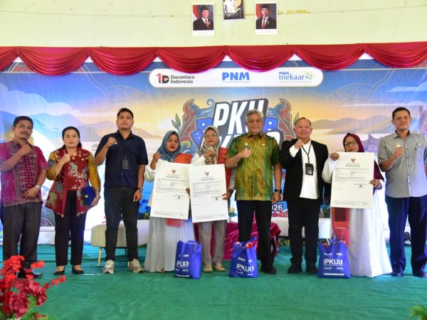 Dihadiri 250 UMKM, Sekdakab Tapteng Buka Kegiatan PKU PNM Dorong Pemulihan Ekonomi