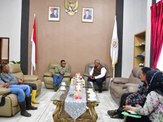 Bupati Tapteng Dukung Peran Akademisi dalam Pemulihan Lingkungan Pascabencana